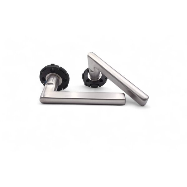 Avery Stainless Steel Door Handle in Silver